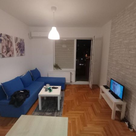 Stan U Krnjaci Appartement Belgrado Buitenkant foto