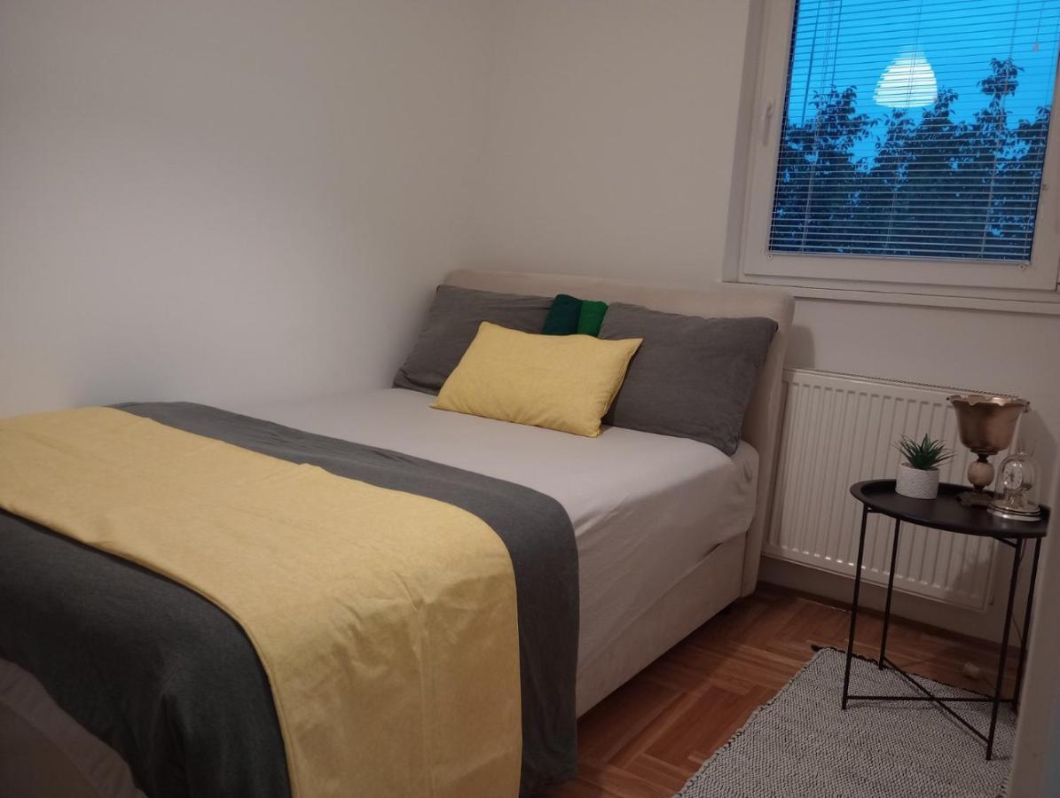 Stan U Krnjaci Appartement Belgrado Buitenkant foto