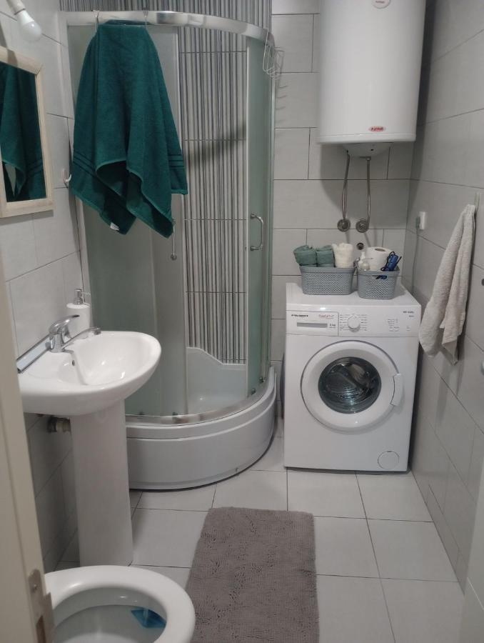 Stan U Krnjaci Appartement Belgrado Buitenkant foto